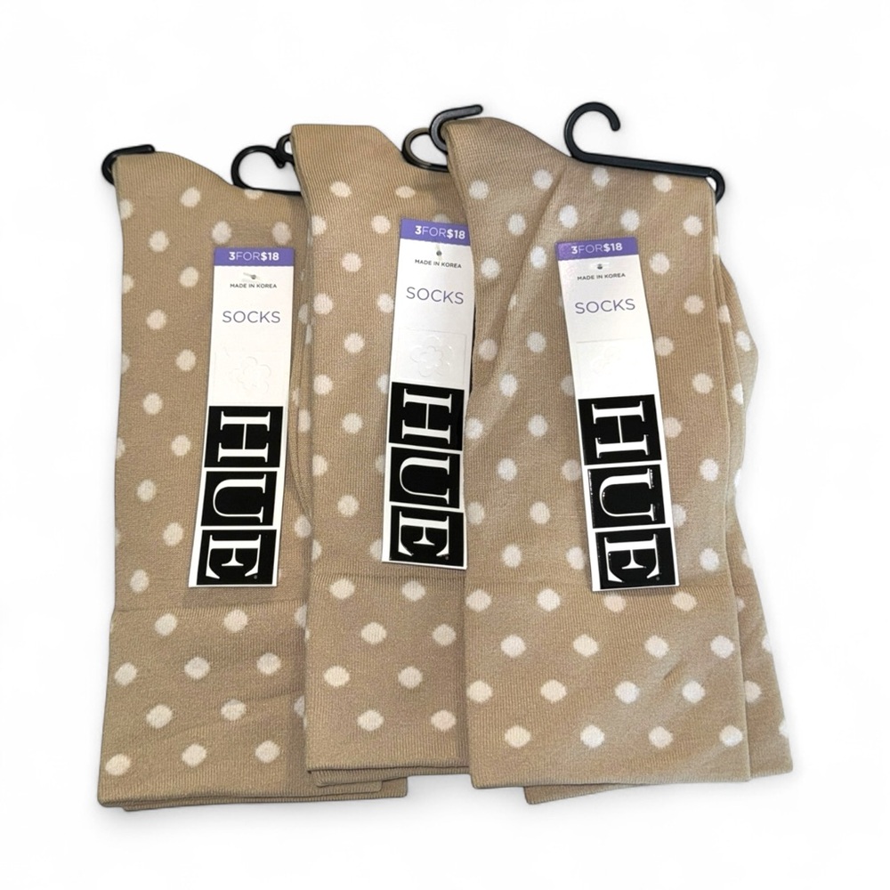 Hue Ultrasmooth Chino Beige Polka Dot Socks Womens One Size Fits Most 3 Pair New